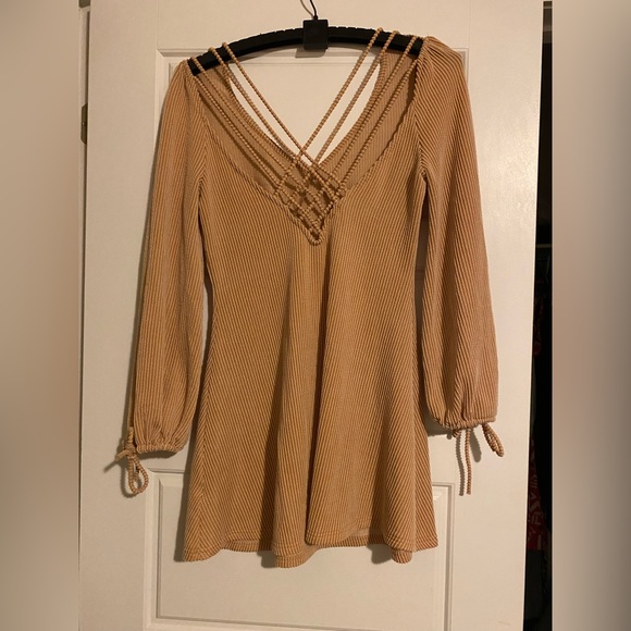 whiteroom + cactus - tan long sleeve mini dress large - Picture 2 of 8